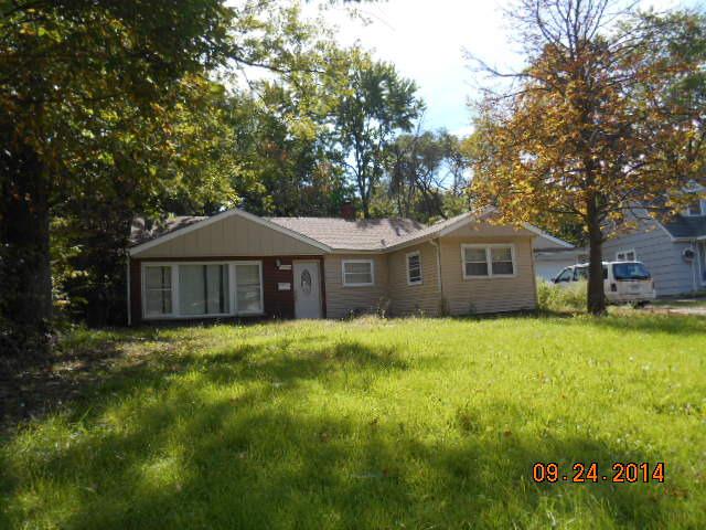 3001 Longfellow Ave., Hazel Crest, IL 60429