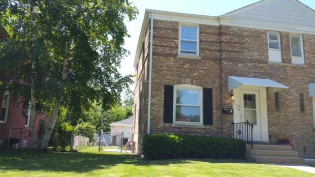 8308 Lawndale Ave., Skokie, IL 60076