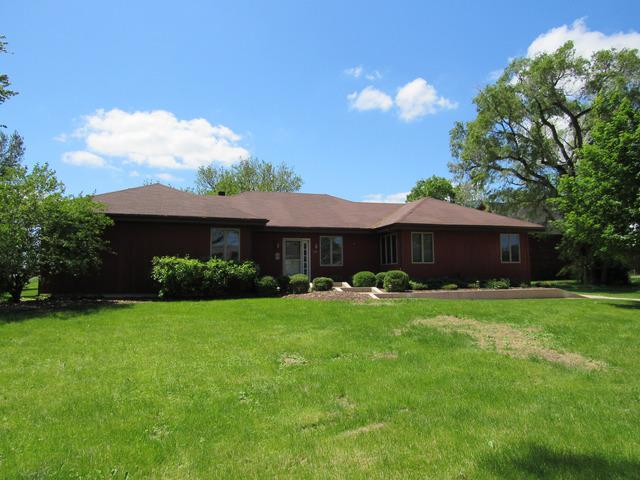 1925 Harvey Rd., Oswego, IL 60543