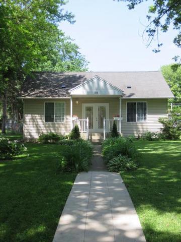 414 Miner St., Bensenville, IL 60106