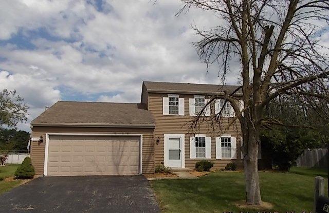 909 Fieldside Ln., Aurora, IL 60504