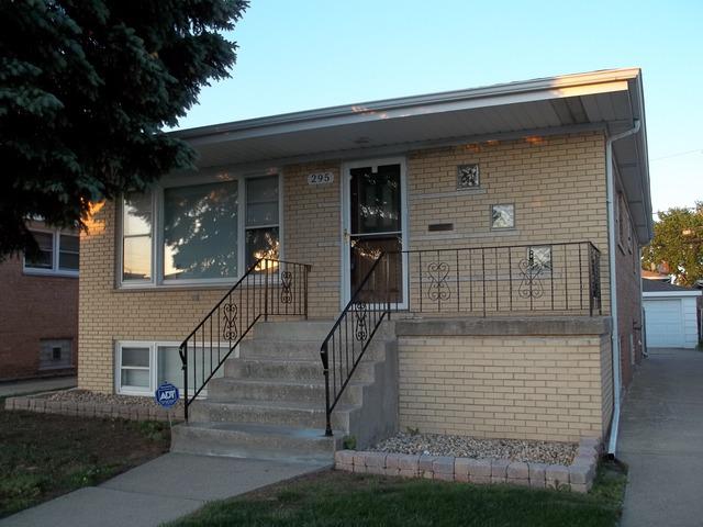 295 Calhoun Ave., Calumet City, IL 60409