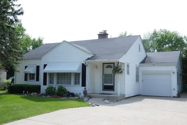 336 Sunset Dr., Lakewood, IL 60014