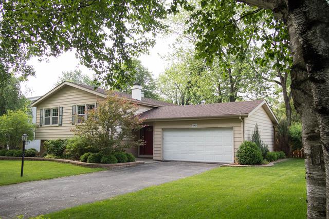 30W125 Argyll Ln., Naperville, IL 60563