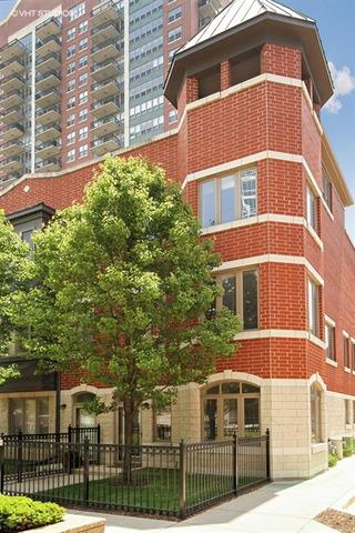 309 E 17th St., Chicago, IL 60616
