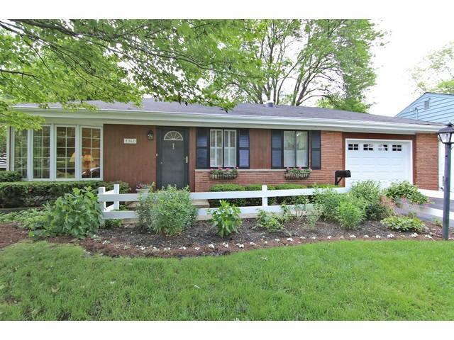 1960 Redwood Ln., Northbrook, IL 60062