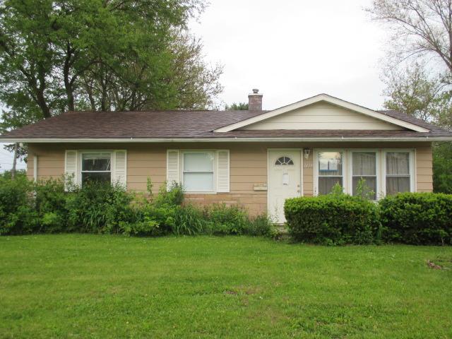 1429 N Russell Ave., Aurora, IL 60506