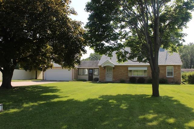 11244 Main St., Roscoe, IL 61073