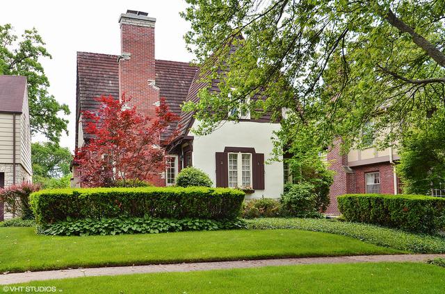 2201 Thornwood Ave., Wilmette, IL 60091