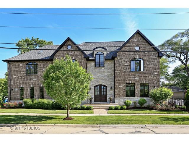 425 E Crescent Ave., Elmhurst, IL 60126