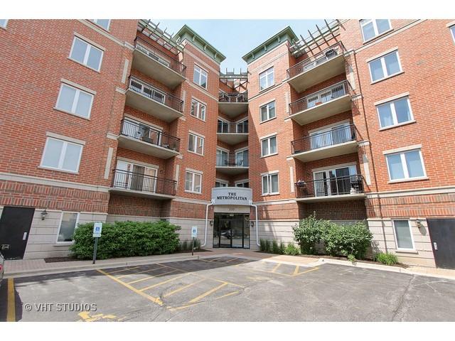 235 N Smith St. #309, Palatine, IL 60067