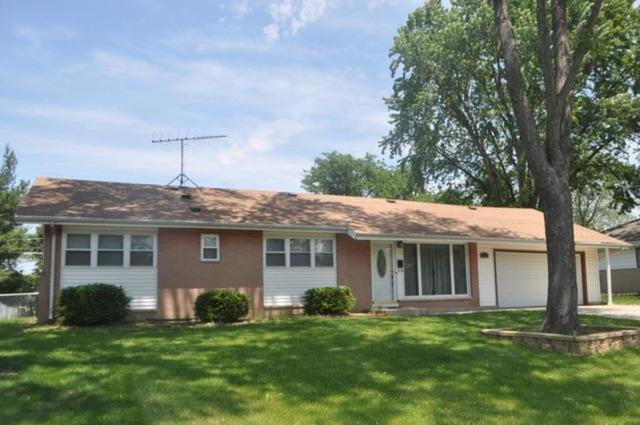 370 Flagstaff Ln., Hoffman Estates, IL 60169