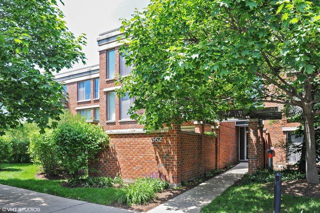 362 Kelburn Rd. #326, Deerfield, IL 60015