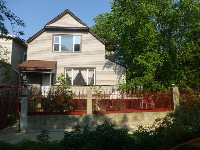 4903 N Janssen Ave., Chicago, IL 60640