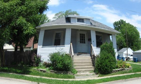 759 Stone St., Kankakee, IL 60901