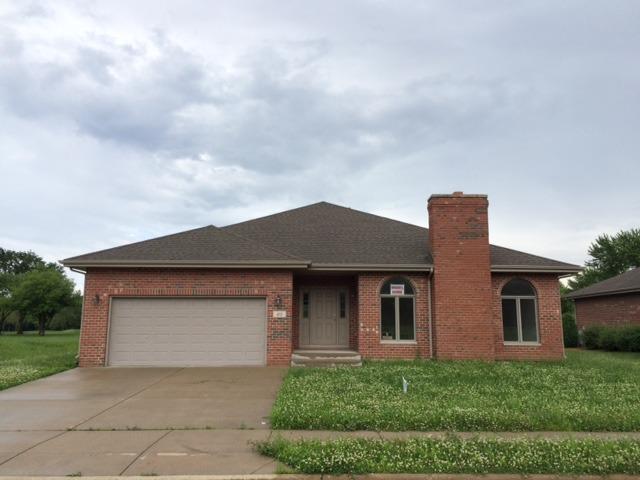 401 S Glenwoodie Dr., Glenwood, IL 60425