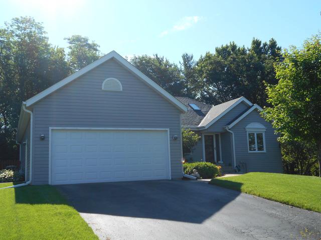 3295 Applewood Ln., Rockford, IL 61114