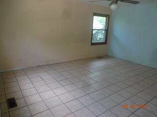 919 Mayfield Dr., Round Lake Beach, IL 60073