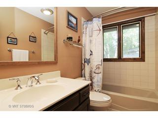 18698 W Brooke Ave., Grayslake, IL 60030
