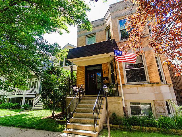 2143 W Bradley Pl., Chicago, IL 60618