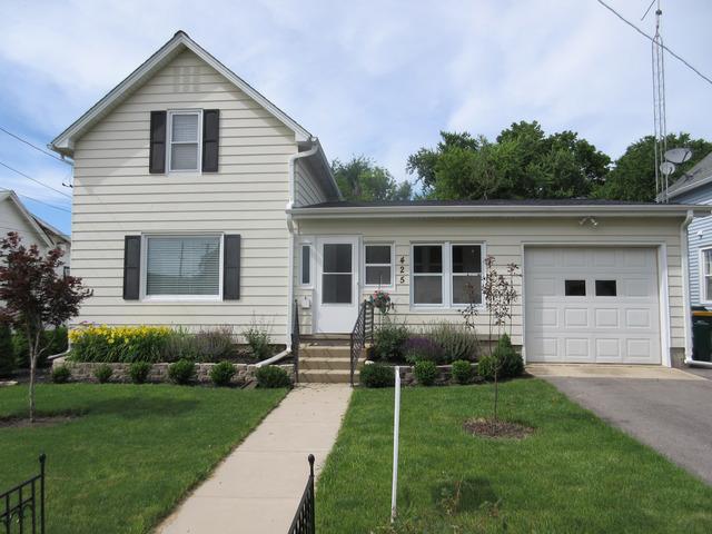 425 W Ottawa St., Sycamore, IL 60178