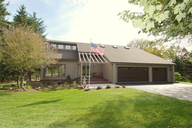 12515 Legend Lakes Dr., Roscoe, IL 61073