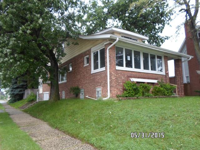 9712 West Shore Dr., Oak Lawn, IL 60453