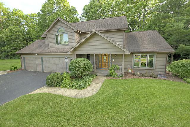 10046 Tybow Tr., Roscoe, IL 61073
