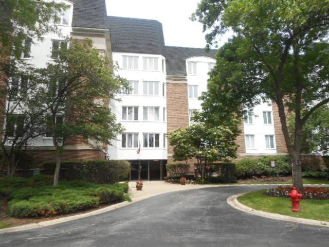 225 Lake Blvd. #514, Buffalo Grove, IL 60089