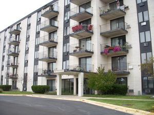 9074 W Terrace Dr. #5K, Niles, IL 60714