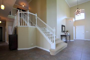 350 E Colonial Dr., Vernon Hills, IL 60061