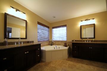 350 E Colonial Dr., Vernon Hills, IL 60061