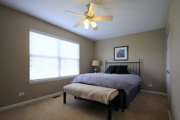 350 E Colonial Dr., Vernon Hills, IL 60061