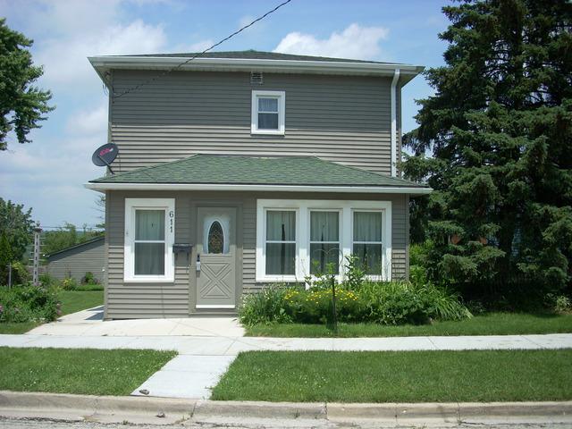 611 Mccarthy Rd., Lemont, IL 60439