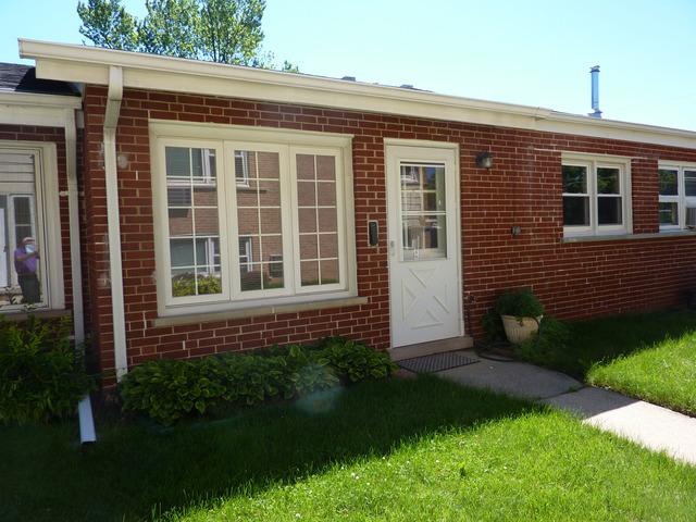 721 Dulles Rd. #C, Des Plaines, IL 60016