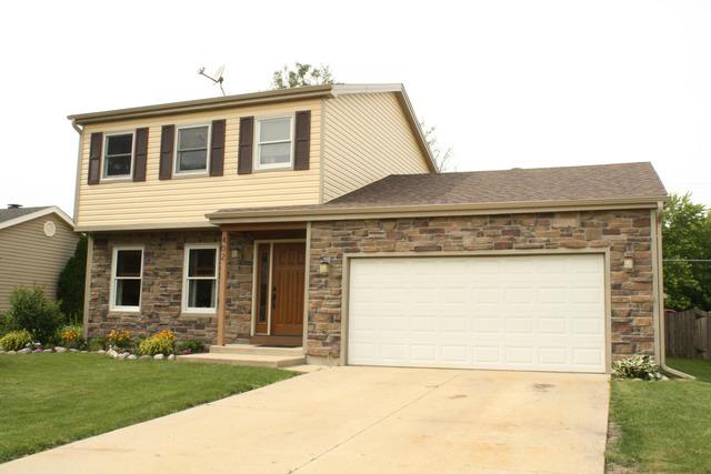 402 Wellington Dr., Streamwood, IL 60107