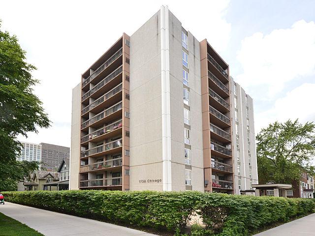 1738 Chicago Ave. #802, Evanston, IL 60201