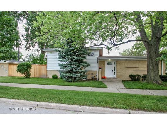 5944 Cleveland St., Morton Grove, IL 60053