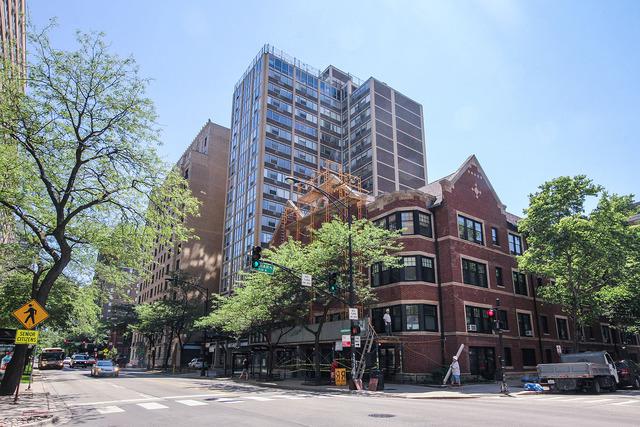 3110 N Sheridan Rd. #803, Chicago, IL 60657