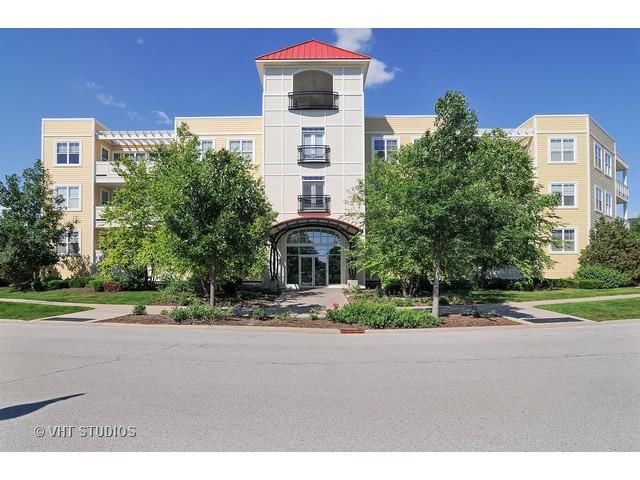 977 Harris Rd. #111, Grayslake, IL 60030