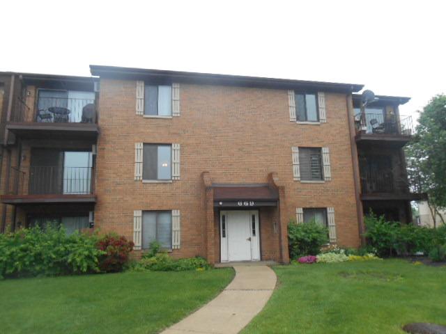 669 N Briarhill Ln. #3, Addison, IL 60101