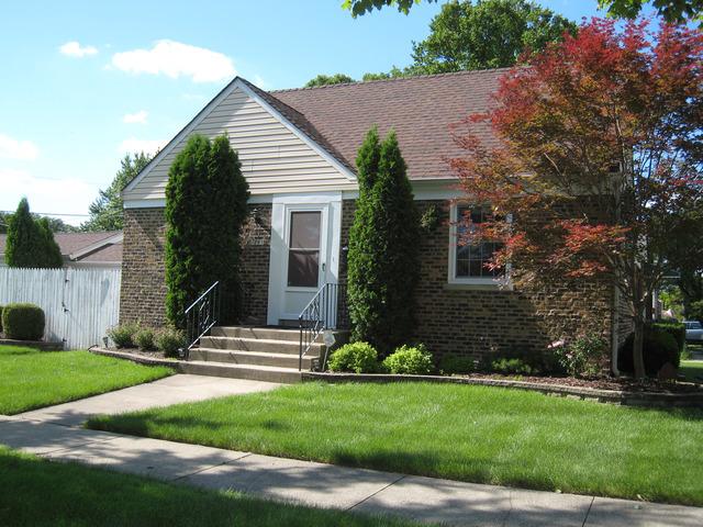 744 6th Ave., La Grange, IL 60525