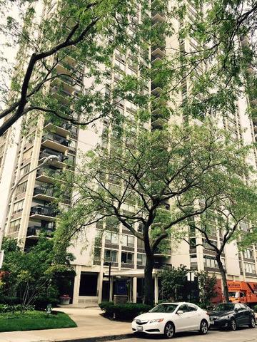 1360 N Sandburg Ter. #2710C, Chicago, IL 60610