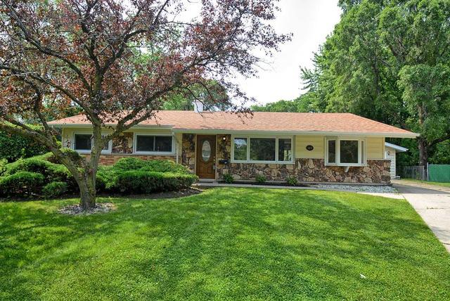 525 Colgate Ct., Hoffman Estates, IL 60169
