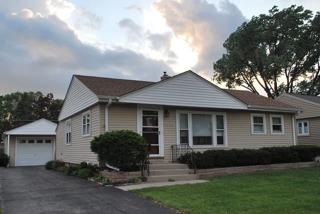 2356 S Scott St., Des Plaines, IL 60018