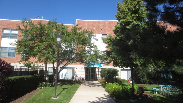 3265 Kirchoff Rd. #126, Rolling Meadows, IL 60008