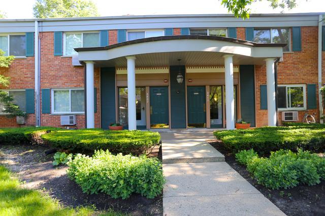 2407 S Goebbert Rd. #102, Arlington Heights, IL 60005