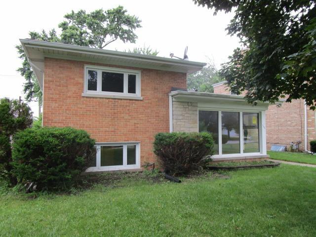 7304 Kostner Ave., Lincolnwood, IL 60712