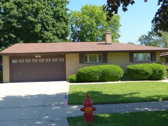 432 Lance Dr., Des Plaines, IL 60016