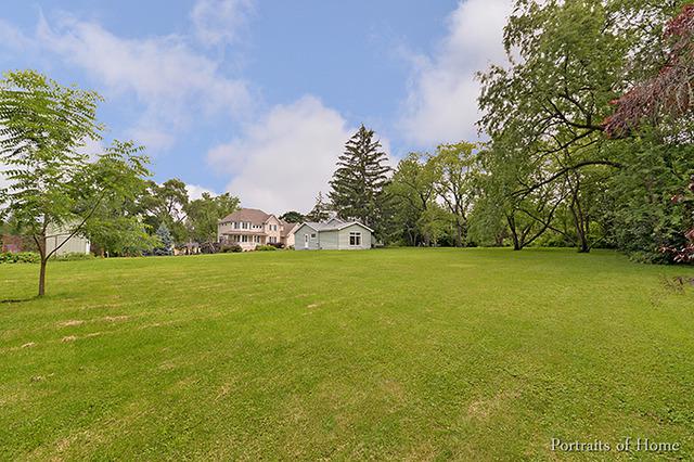 26W021 Astor Pl., Wheaton, IL 60187